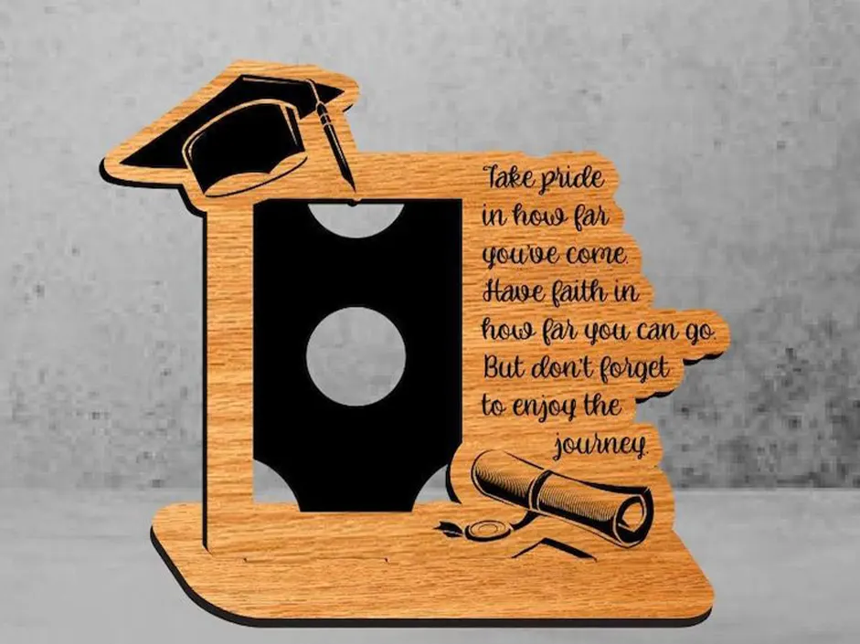 Detalles de grado en MDF el artesanal letrero