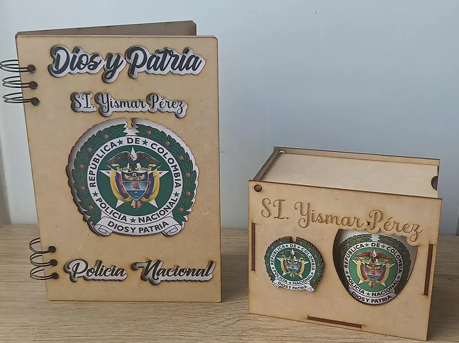 detalles corporativos en MDF